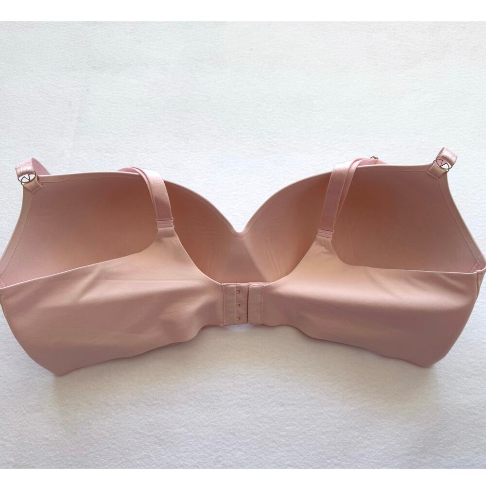 Victoria’s Secret Light Pink Strapless Bra 44DD Wireless Padded Plunge - Picture 3 of 8